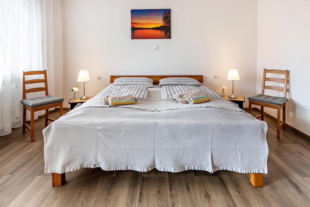 Ferienwohnung Am Alten Brunnen Gaienhofen  Exteriör bild